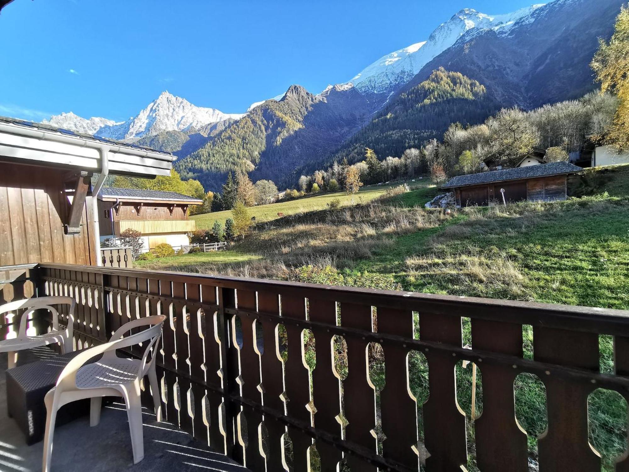 Apt Nala - Sunny Renovated Duplex - 2Bed Apt - Views - Hikes Apartment Les Houches Bagian luar foto